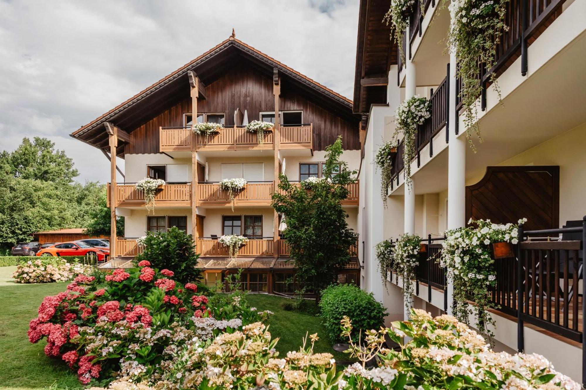 Appartementhaus Silvia Bad Fussing Exterior photo